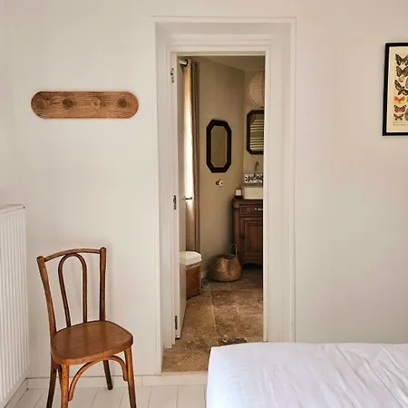 Domaine Des Pousses, Chambres D'Hotes Au Coeur D'Un Village De Campagne Droue-sur-Drouette Room photo