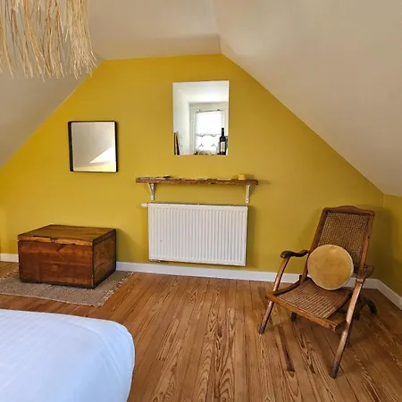 Domaine Des Pousses, Chambres D'Hotes Au Coeur D'Un Village De Campagne Droue-sur-Drouette Room photo