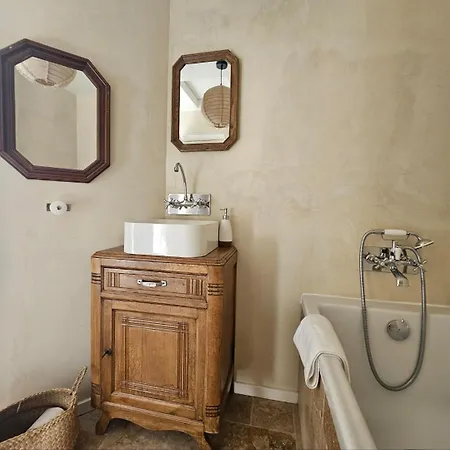 Domaine Des Pousses, Chambres D'Hotes Au Coeur D'Un Village De Campagne Droue-sur-Drouette Room photo